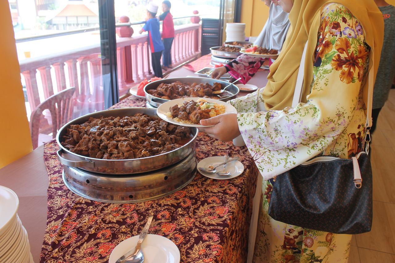 Am Transit Inn, Kuala Terengganu Exteriör bild